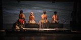 Au Festival d’Avignon, « Laaroussa Quartet », création poétique autour d’une poupée en terre (…)
