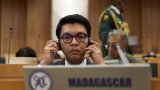 Crise à Madagascar: le président Andry Rajoelina a été exfiltré par un avion militaire français (…)