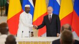 Assimi Goïta reçu par Vladimir Poutine pour renforcer les liens avec Moscou