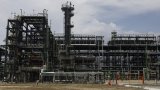 Nigeria: la grève suspendue à la méga-raffinerie Dangote, 800 employés seront réintégrés