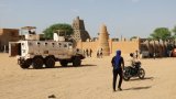 Au Mali, une attaque jihadiste coordonnée à Tombouctou contre un camp de l'armée et l'aéroport
