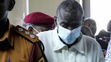 Ouganda: l'opposant Kizza Besigye est détenu «dans ces conditions malsaines et humiliantes», (…)