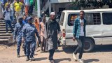 Comores: le rappeur Titi le Fourbe condamné à un mois de prison avec sursis pour «trouble à (…)