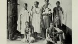 Pour nous, c'est un héros: la France va restituer à Madagascar des reliques royales, dont le (…)