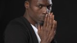 Le Prix de la liberté: le rappeur camerounais Valsero revient avec une autobiographie romancée (…)