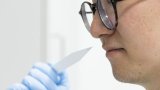 Assouplissant ou shampoing: avec les futurs nez qui créent les parfums du quotidien