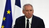 Comme Macron avec la dissolution, Bayrou tente le coup risqué de la clarification