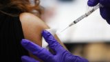 Des experts nommés sous Trump sèment les doutes sur les vaccins contre le Covid-19