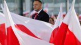 Investi président, le conservateur Karol Nawrocki veut éviter le déclin de la Pologne