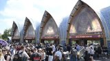 Le festival Tomorrowland ouvre au public moins de deux jours après un spectaculaire incendie