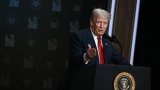 Trump fait passer à 50% les droits de douane pour l'Inde, avant une hausse générale