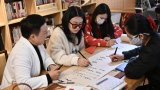Chine: le retour du nüshu, l'écriture secrète des femmes