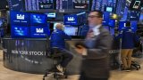 Wall Street fait fi des inquiétudes commerciales