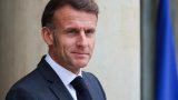 Macron appelle à la résistance face aux menaces des réseaux sociaux sur la démocratie
