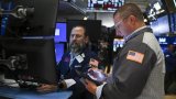 Wall Street portée par Apple, les nouveaux droits de douane en ligne de mire