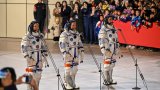 La fusée chinoise Longue Marche-2F décolle avec trois astronautes