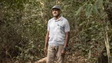 Bala Amarasekaran, une vie au chevet des chimpanzés de Sierra Leone