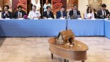 Manuel Valls quitte une Nouvelle-Calédonie à l'avenir toujours incertain