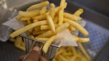 Les enseignes de fast-food manquent de transparence sur les additifs, déplore l'UFC-Que Choisir