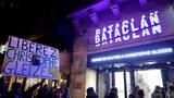 Une journée de mobilisation pour Christophe Gleizes se termine en musique au Bataclan
