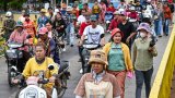 Droits de douane: au Cambodge, les supplications des ouvrières du textile face aux menaces américaines