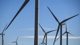 Programmation énergétique: un moratoire sur l'éolien et le solaire fait dérailler l'examen à l'Assemblée