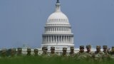 Aux Etats-Unis, Donald Trump parade, ses opposants manifestent