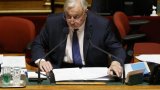 Taxe Zucman: c'est non pour Larcher, la base de tout accord pour Glucksmann