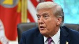 Trump affiche sa fermeté contre le Venezuela, Maduro joue l'apaisement