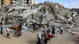 L'armée israélienne détruit une nouvelle tour d'habitation à Gaza-ville, où elle étend ses (…)