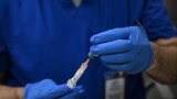 Au Royaume-Uni, la mort d’un enfant de la rougeole relance la désinformation sur les vaccins