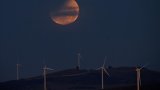 Eclipse totale et nouvelle Lune de sang dimanche