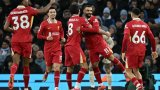 Foot: Liverpool domine Manchester City (2-0) et fonce vers le titre