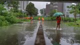 Hong Kong: alerte aux pluies torrentielles, cumul inédit en août depuis le XIXe siècle