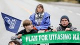 Norvège: 200 écologistes, dont Greta Thunberg, bloquent la principale raffinerie