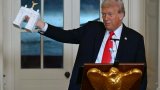 Donald Trump organise un dîner pour les riches donateurs de sa salle de bal