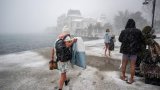 A Istanbul, les irréductibles du Bosphore sous la neige