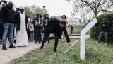 Un arbre pour Zyed et Bouna, 20 ans après: c'est tous ensemble qu'on fera France