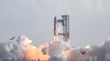 Après une série noire d'explosions, la mégafusée Starship d'Elon Musk signe un retour réussi
