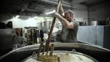 Face à la crise, la brasserie artisanale s'accroche