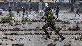 Il était tout pour moi: à la morgue de Nairobi, des parents réclament justice