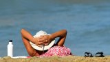 Préparer sa peau au soleil : de nombreuses idées fausses et des risques