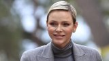 Noyades: apprendre à nager est un droit fondamental pour l'ex-championne Charlène de Monaco