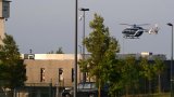 Amra extrait de la prison de Condé-sur-Sarthe en hélicoptère en vue de son audition