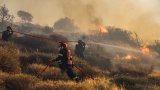 La Grèce et la Turquie luttent contre les incendies qui ont déjà fait deux morts