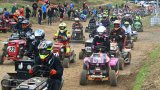 Boue et bonne humeur aux 24 heures d'endurance tondeuses