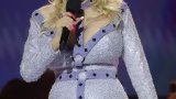 La sœur de Dolly Parton invite à prier pour la star de la country, malade