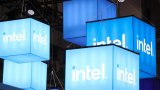 En retard dans l'IA, le géant des puces Intel continue de réduire les frais