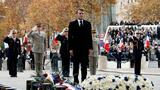 Macron commémore le 11-Novembre et honore les incorporés de force dans l'armée allemande