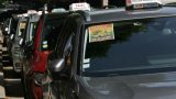 Grogne des taxis: le gouvernement va étudier leurs propositions